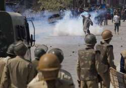 clashes in kashmir internet blackout across state