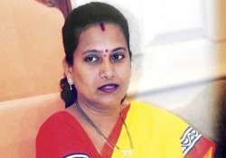 mumbai mayor calls swine flu a heart disease