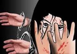 woman gang raped in moving suv in noida