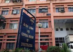 cbi questions senior sebi officials in saradha scam