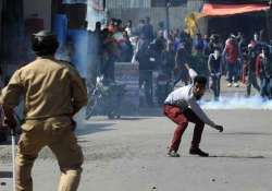 clashes in srinagar