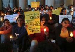 indians mark 30th anniversary of bhopal disaster