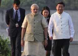 xi jinping wears khadi jacket during visit to sabarmati ashram