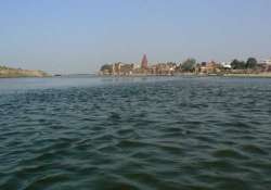 delhi faces water woes as ammonia levels rise in yamuna