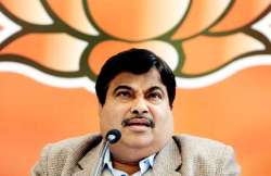 gadkari expresses regret over his remarks against mulayam lalu