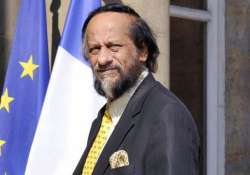 r k pachauri be removed immediately from teri delhi hc told