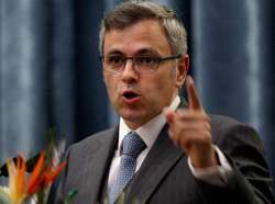 omar abdullah calls for converting the loc into international border