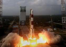 mars mission isro successfully performs crucial manoeuvre