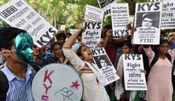 i b secretary can chair ftii say students