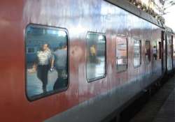 bomb threat delays jammu delhi rajdhani by over four hours