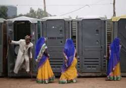 government to track toilet use with tablets