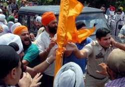 jammu one killed 6 injured in clashes between sikh youth cops