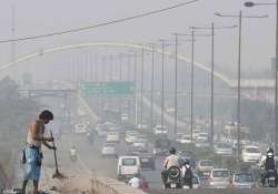 air pollution responsible for upto 30 000 deaths annually in delhi