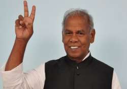 jitan ram manjhi sworn in asked to seek trust vote on may 23