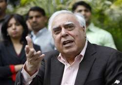 kapil sibal under attack in cyberspace