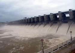 karnataka to press pm to stay cauvery order