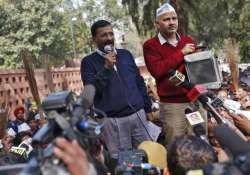 kejriwal again hits out at media