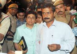 kejriwal meets muslim leaders to clear air on rss link charges