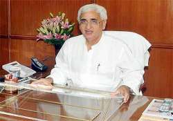 khurshid makes light of raja s arguments