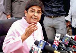 kiran bedi demands krishna s resignation