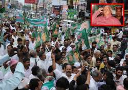 lalu brings out rajbhavan march against advani yatra