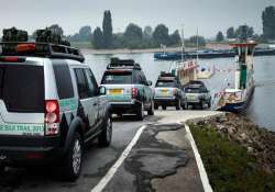 land rover s silk trail 2013 expedition ends in mumbai