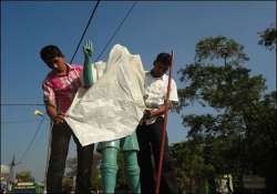 mahatma gandhi s statue desecrated in shimla