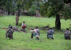 maoists warn chhattisgarh villagers against voting in polls