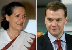 medvedev congratulates sonia on her birthday