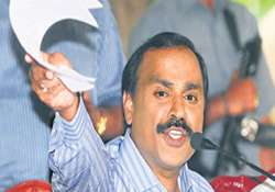 mining scam g karunakara reddy 4 others issued cbi notices