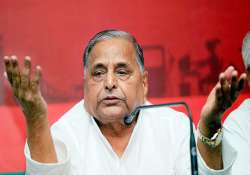 mulayam claims then prez s d sharma knew of babri demolition