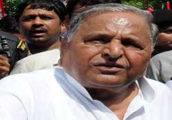 mulayam files nomination from mainpuri