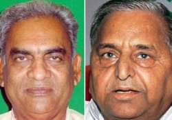 mulayam shunts out sp spokesman over d p yadav