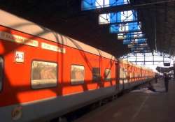 mumbai to delhi in 8 hours by 200 kmph rajdhani