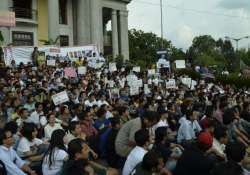 ne students prepare to leave karnataka pm speaks to karna cm