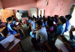 nearly 60 000 primary schools in bihar without headmasters