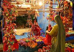 new dilli haat opens at janakpuri