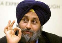 no financial crisis in punjab sukhbir alleges upa govt in fund crunch