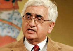 no differences between cong govt over ramdev says khurshid