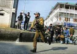 one killed in crpf firing in srinagar