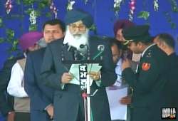 parkash singh badal sworn in as punjab cm for record 5th time