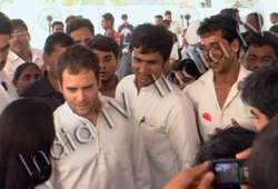 rahul gandhi arrested amid high drama