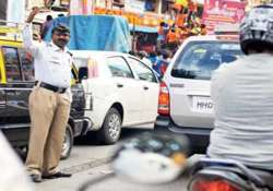 revealed 40 percent thane traffic cops suffer from hearing problems