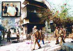 sit gives clean chit to narendra modi in gulberg massacre case