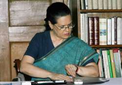 sonia seeks list of absentee mps