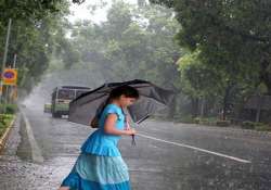 storm lashes himachal rohtang pass closed