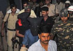 suspected im linkman held with fake notes in kolkata