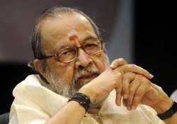 tamil cinema s prolific lyricist vaali passes away