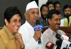 team anna meets ec presses for electoral reforms