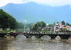 teenager commits suicide jumps into jhelum river in kashmir